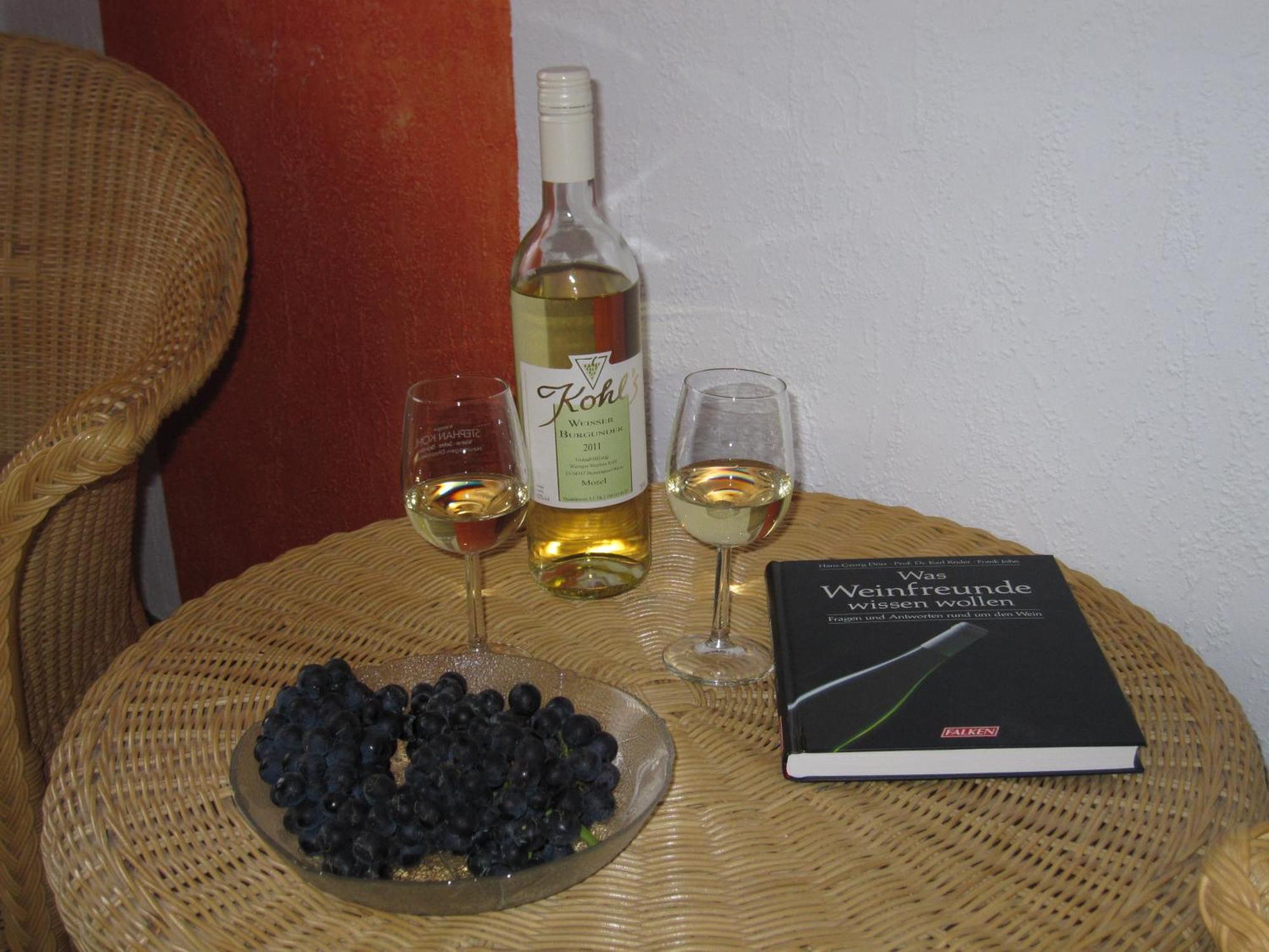 Weingut & Gaestehaus Stephan Kohl Ноймаген-Дрон Екстериор снимка